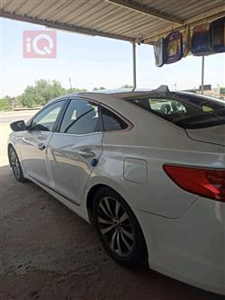 هیوندای ازێرا